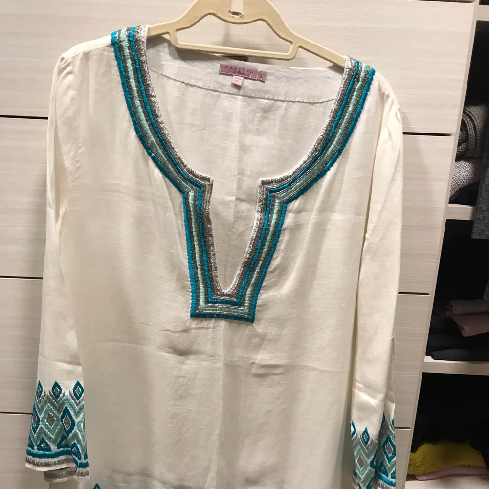 Never worn! Calypso embroidered tunic
